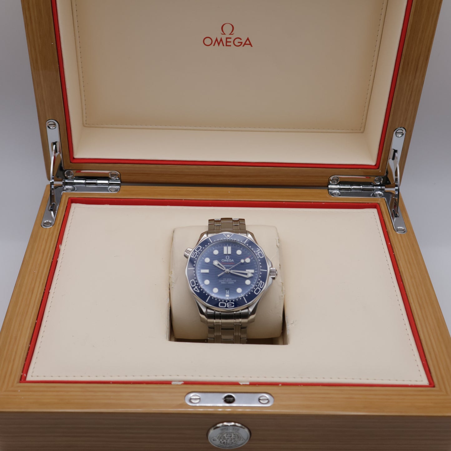 Omega Seamaster Diver 300M Co-Axial Master Chronometer Blue Dial 42mm 2023 | Full Set