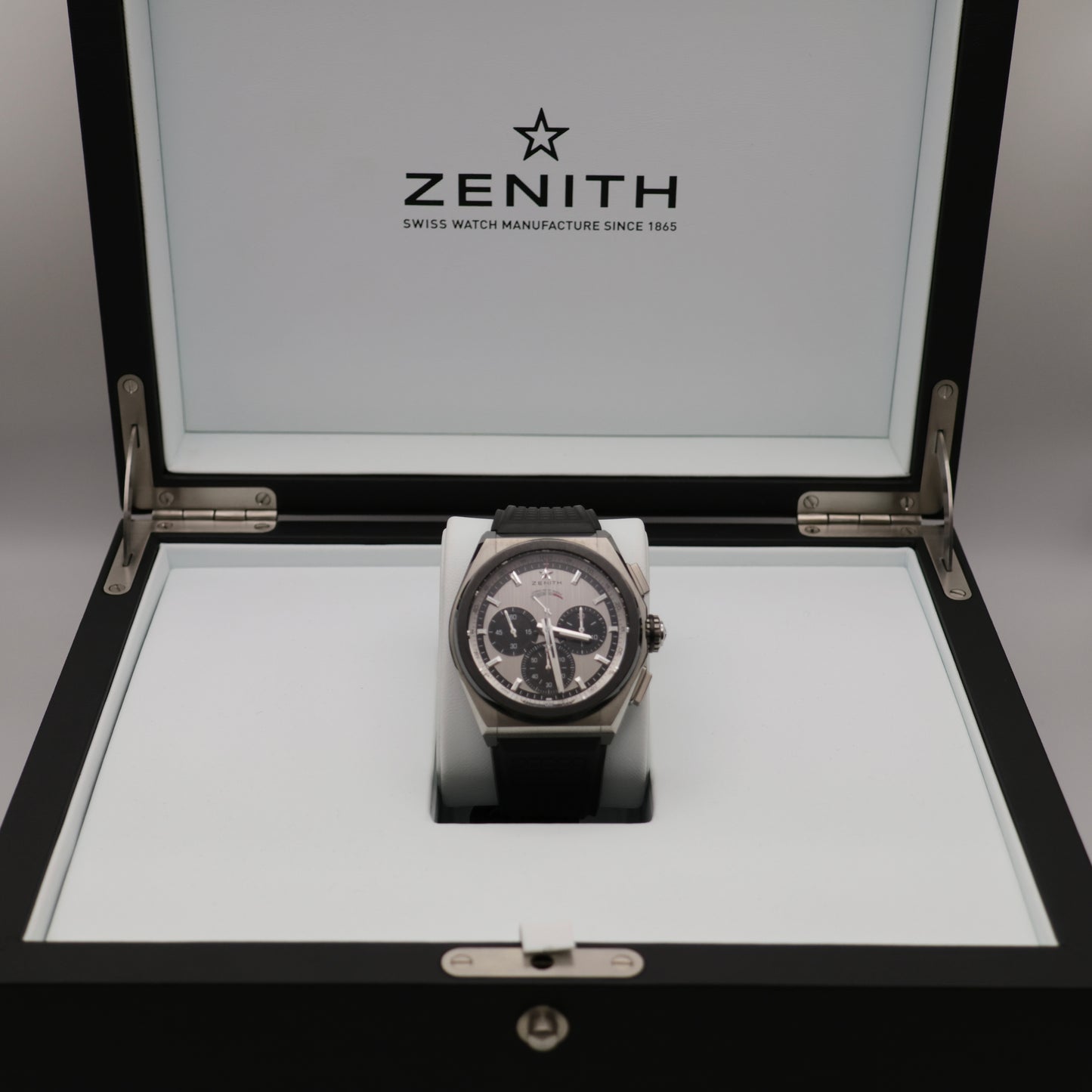Zenith Defy El Primero 21 Titanium Chronograph - Full Set