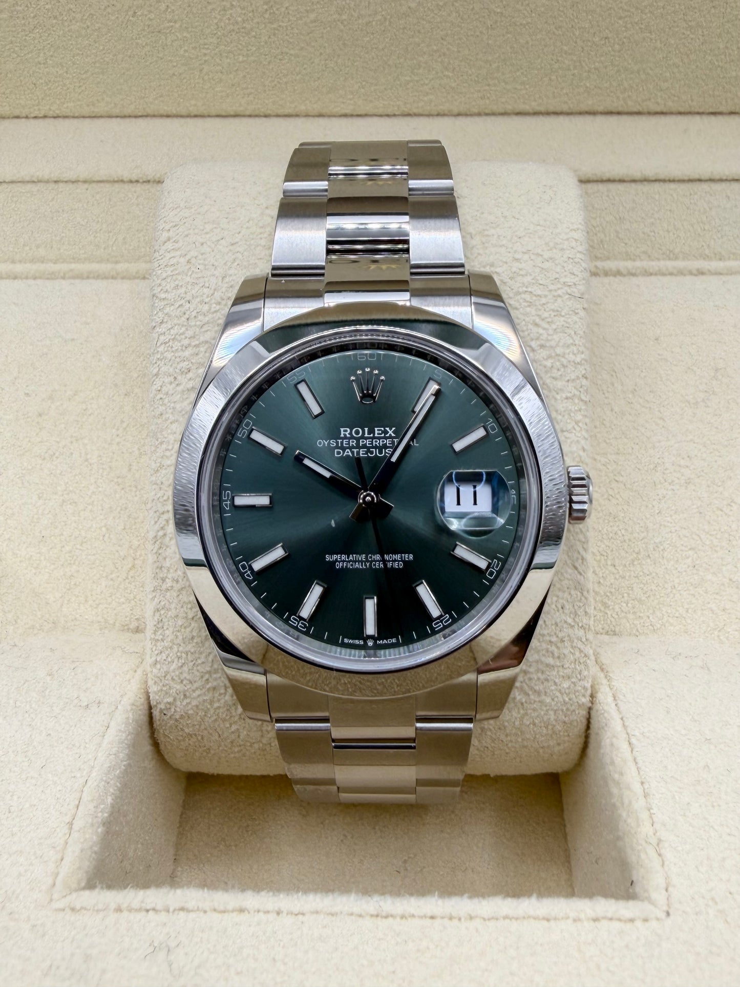 Rolex Datejust 41 126300 Mint Green - Full Set