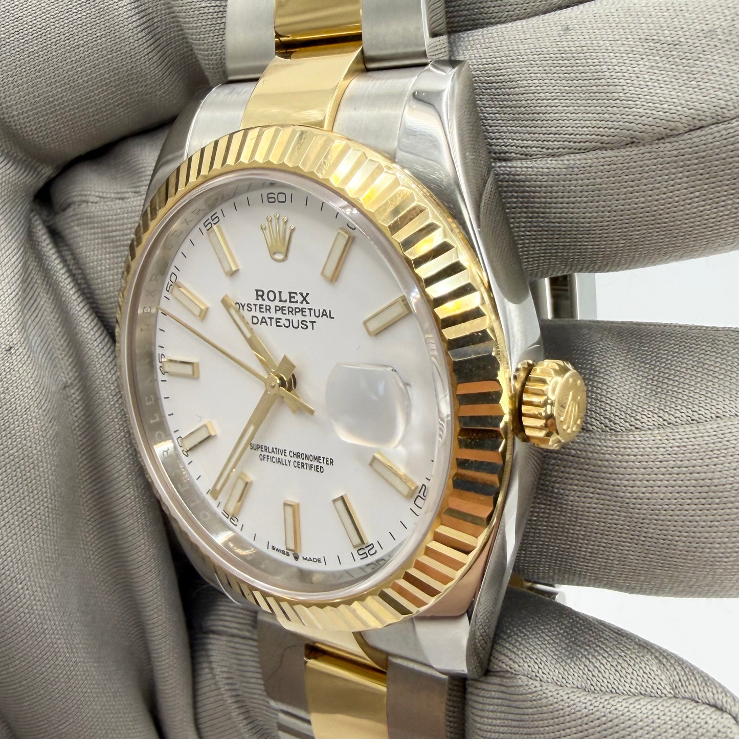 Rolex Datejust 41 126333 White Dial Two-Tone - Full Set
