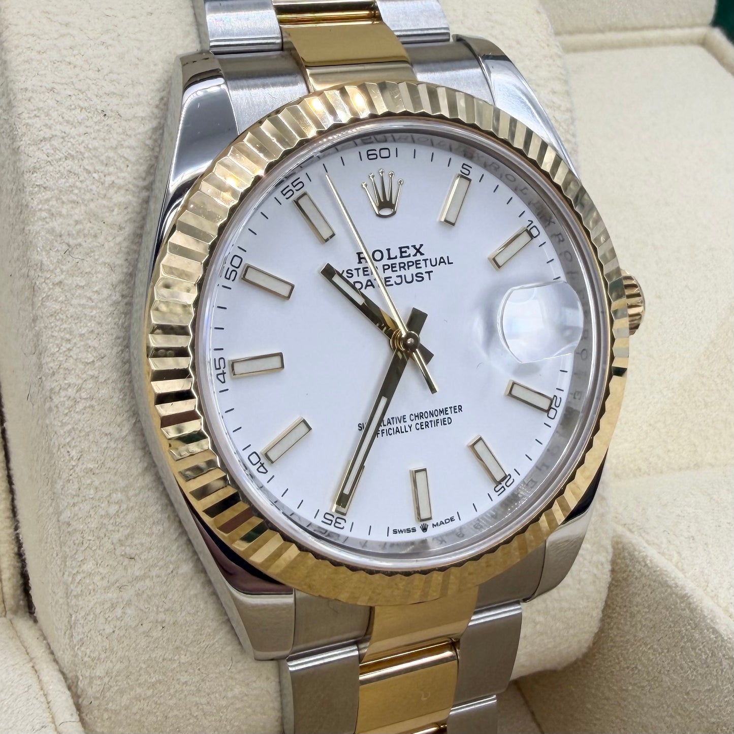Rolex Datejust 41 126333 White Dial Two-Tone - Full Set