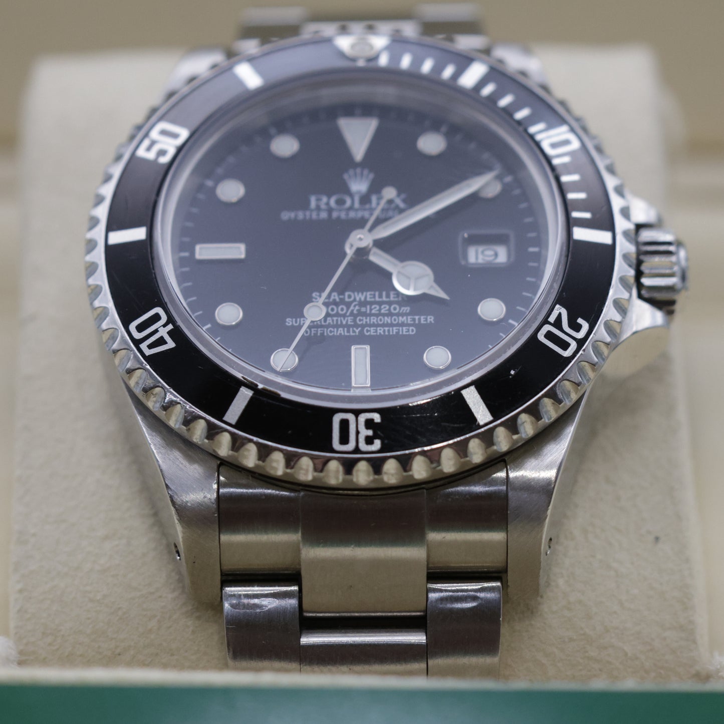Rolex Sea-Dweller 4000 16600 | 2001 | Watch Only