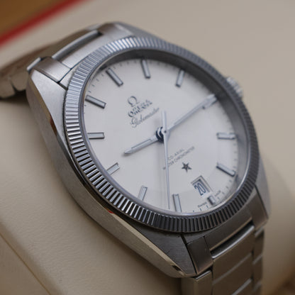 Omega Constellation Globemaster – Ref. 130.30.39.21.02.001 – 2015 - Box and Booklet