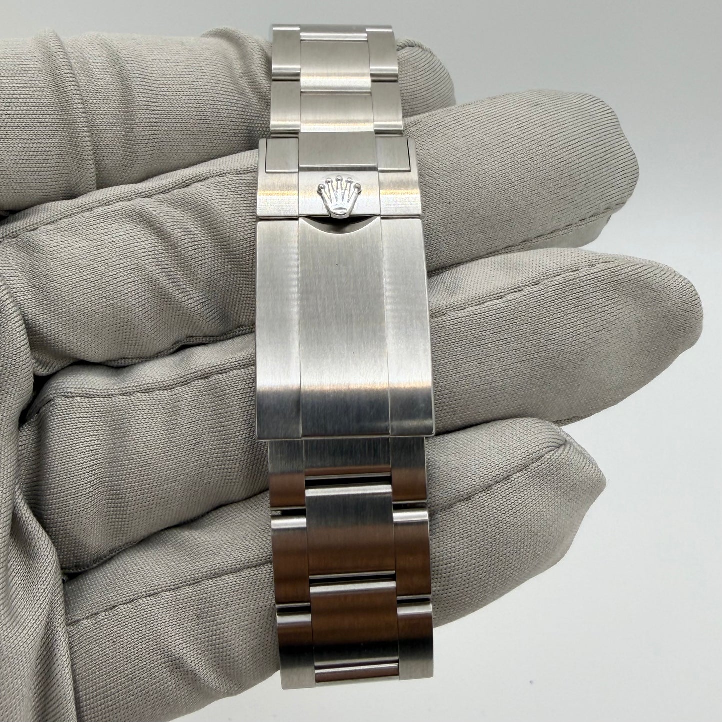Rolex Air-King 126900 - 2022 - Full Set with White Tag
