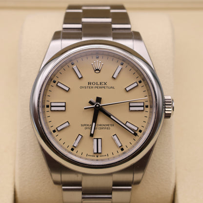 Rolex Oyster Perpetual 41 Beige Dial - 2026 - Full Set