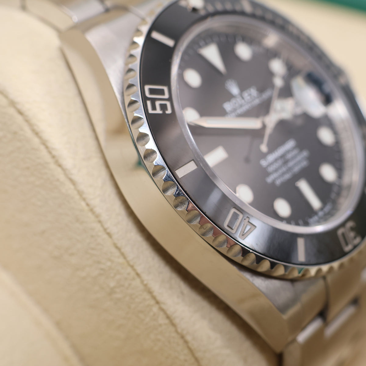 Rolex Submariner Date 126610LN - Full Set with White Tag - 2022