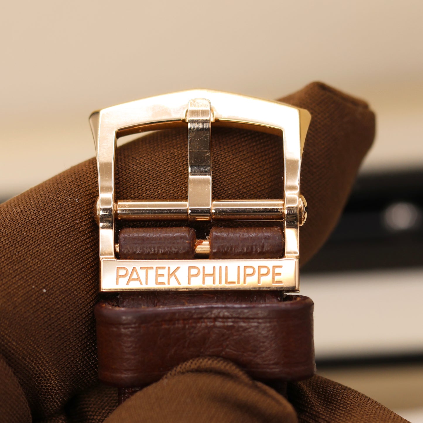 Patek Philippe Calatrava Pilot Travel Time | 5524R-001 | Rose Gold | Full Set