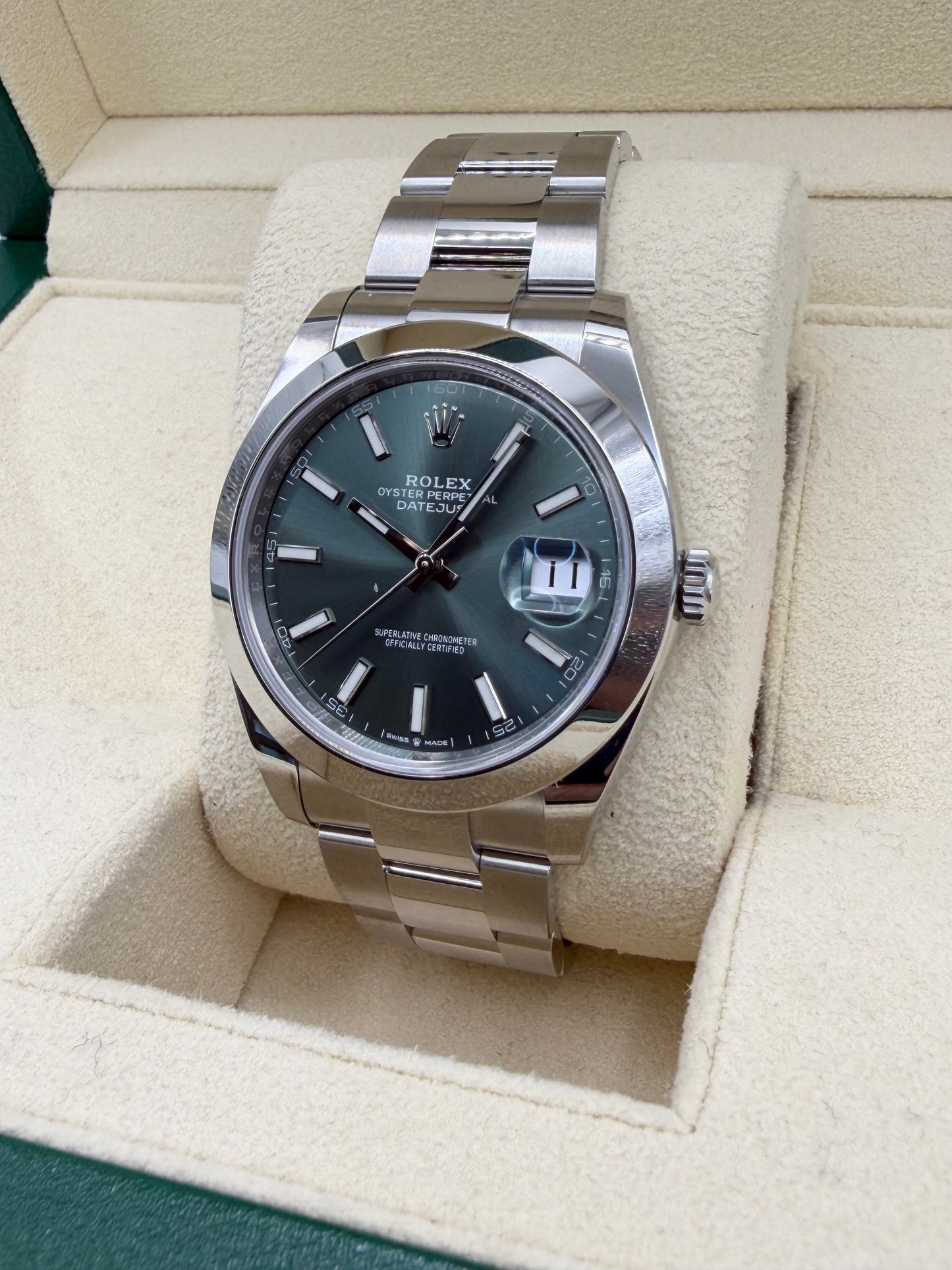 Rolex Datejust 41 126300 Mint Green - Full Set