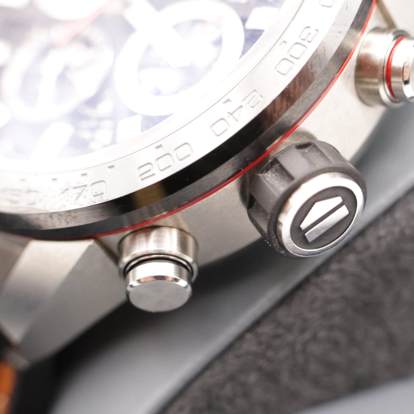 TAG Heuer Carrera Skeleton Calibre Heuer 02 Chronograph | Ref. CBG2010-0 | Full Set