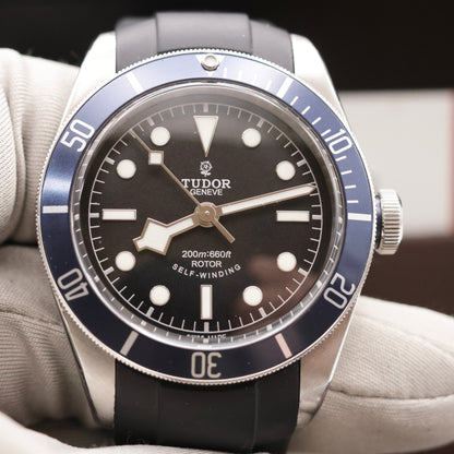 Tudor BB Blue 79220B "Smiley" | 2015 | Silicone, Leather and NATO Straps