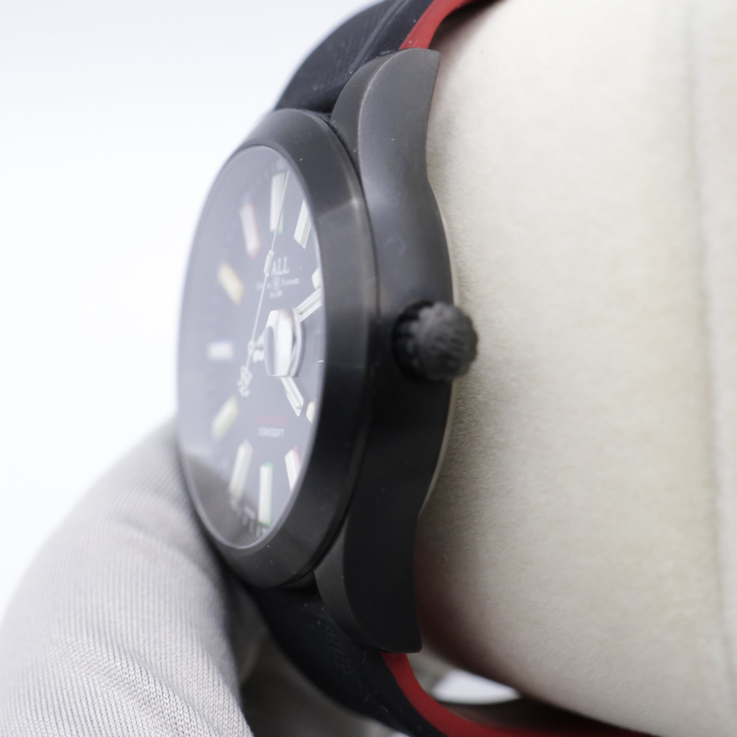 Ball Engineer III Marvelight Chronometer Rainbow | Limited Edition No. 332/1000 | Full Set