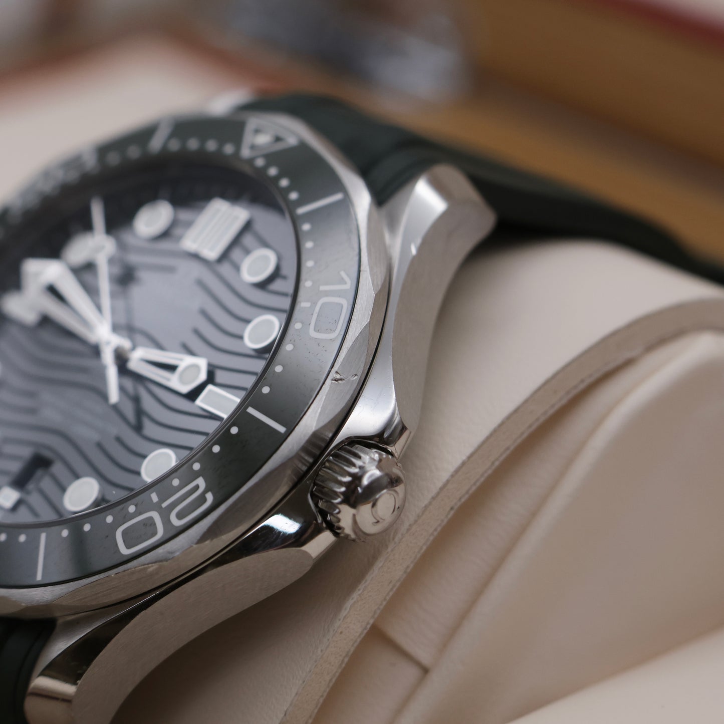Omega Seamaster Diver 300M Green 42mm | Full Set | 2023